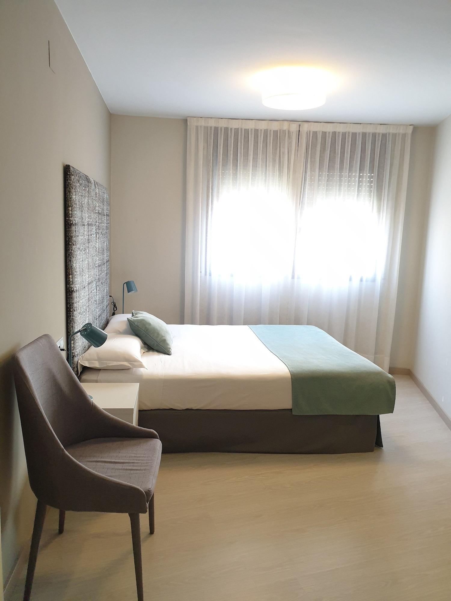 Apartamentos Real Lleida Exteriör bild
