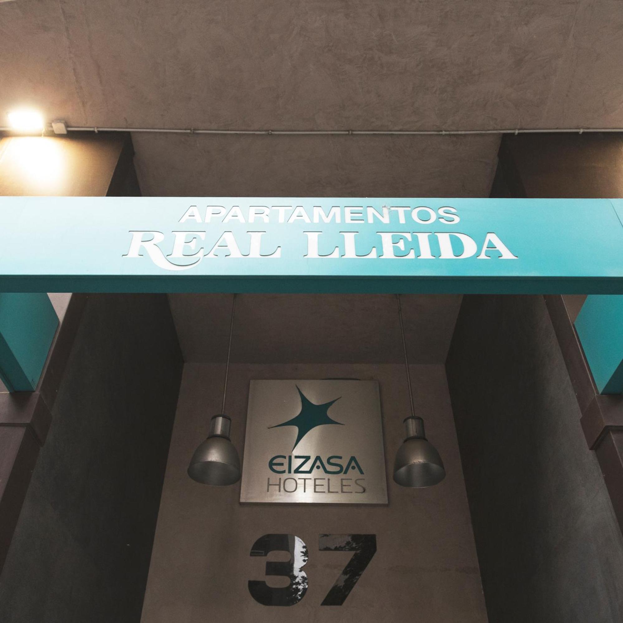 Apartamentos Real Lleida Exteriör bild