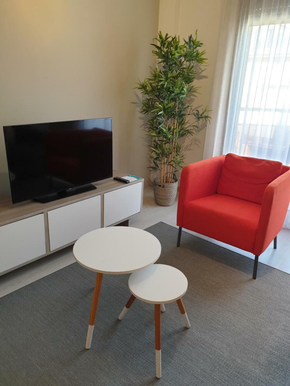 Apartamentos Real Lleida Exteriör bild