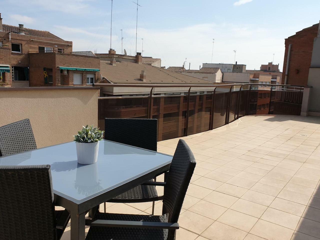 Apartamentos Real Lleida Exteriör bild